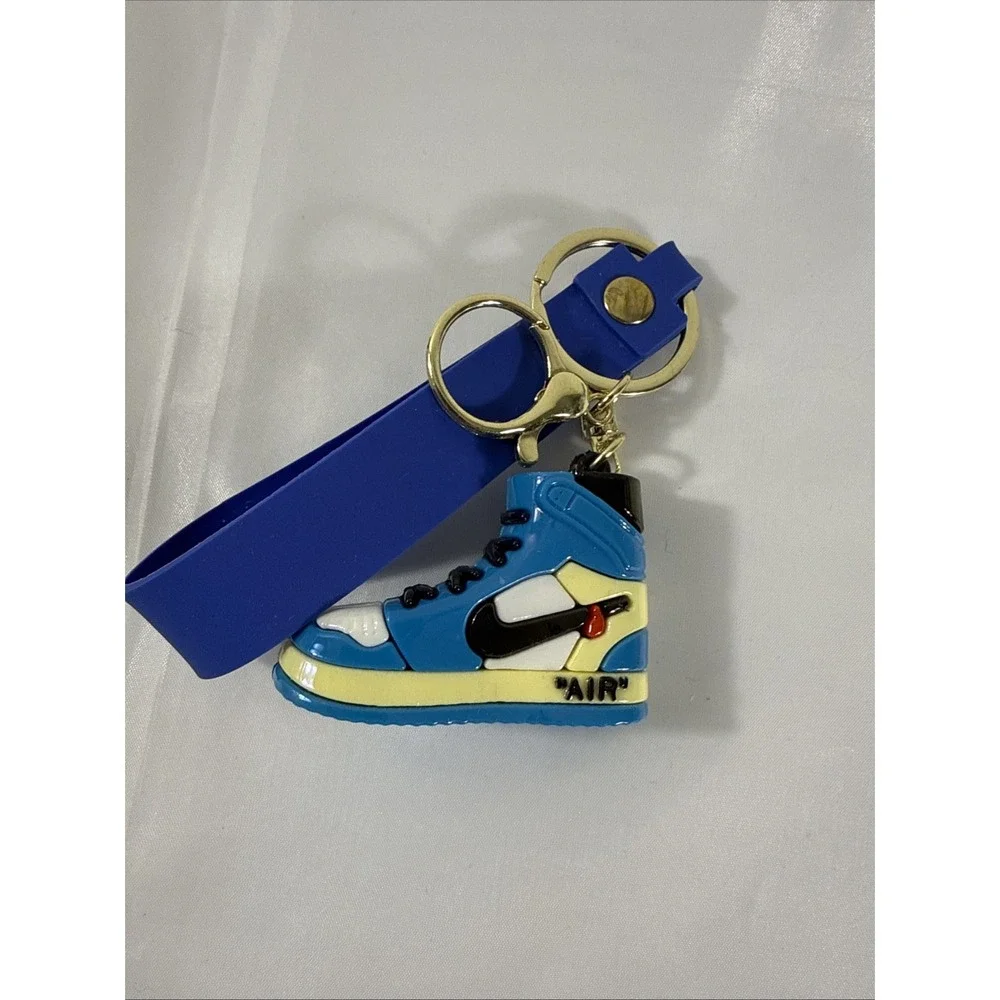SNEAKER KEYCHAIN AKA NIKE AIRFORCE ONE NEW COLLECTABLE JORDAN NBA US SELLER‎